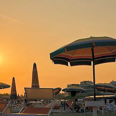 Warm Near The - Beahost Hotel 3*